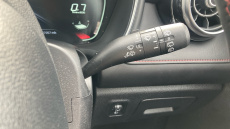 MG Hs 1.5 T-GDI Exclusive 5dr DCT Petrol Hatchback